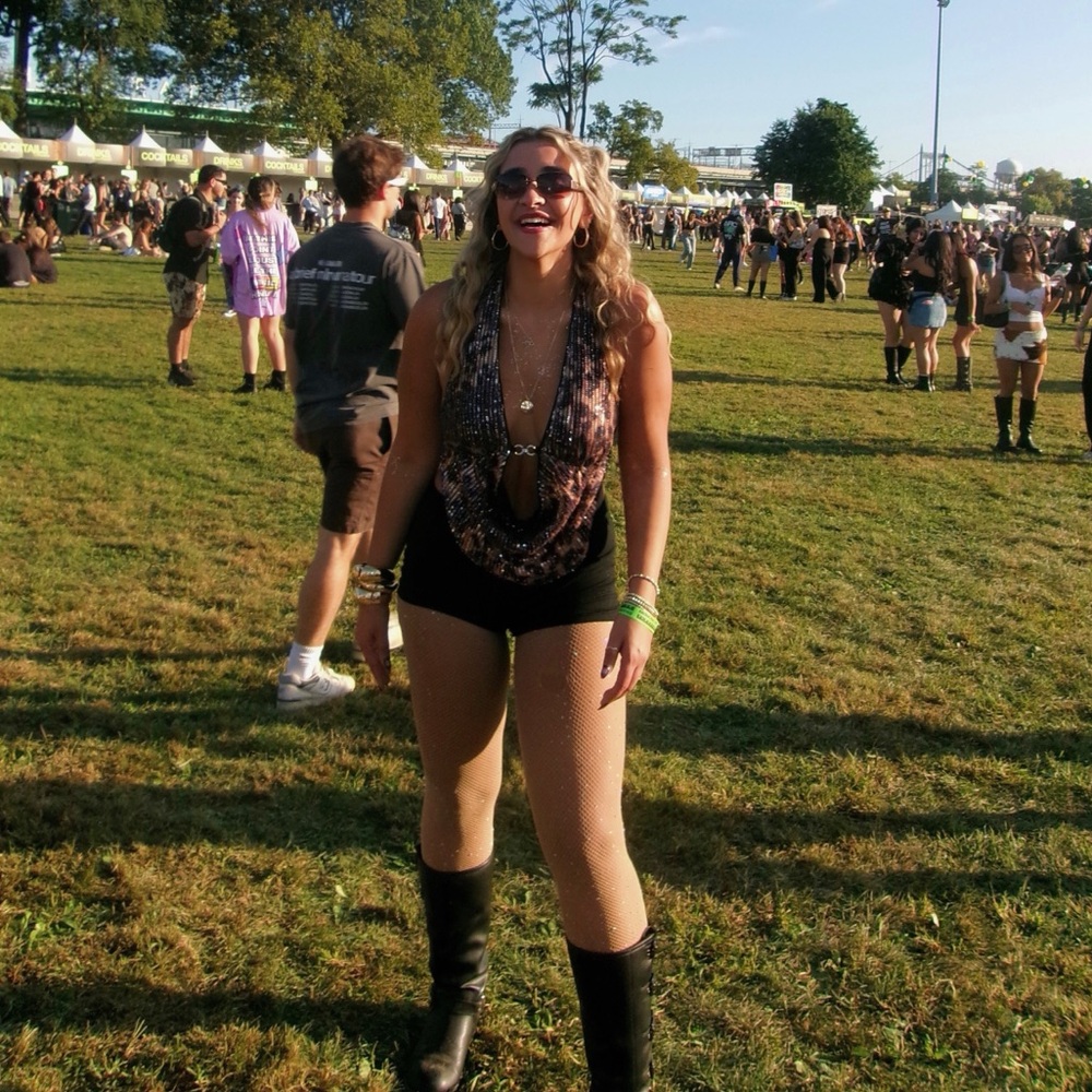 Meet your Posher, Angelina